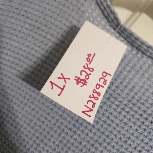 Women's Blue Knit Lace Sleeve Top Plus Size NWT - Picture 5 of 7